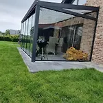 Freistehendes Mit Sauna Und Badefass *
