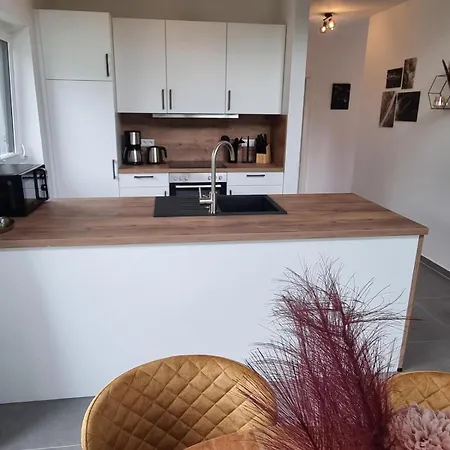 Freistehendes Mit Sauna Und Badefass Sehestedt