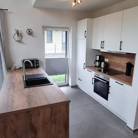 Freistehendes Mit Sauna Und Badefass Sehestedt