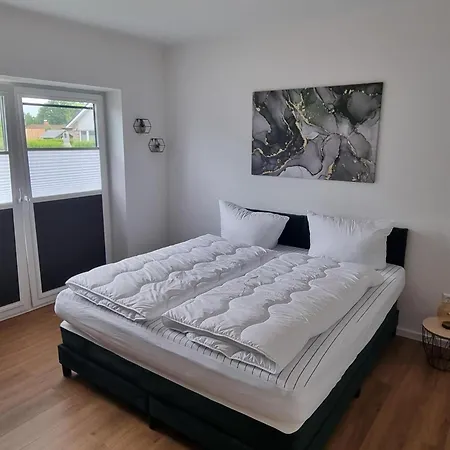 Freistehendes Mit Sauna Und Badefass Sehestedt (Lower-Saxony)