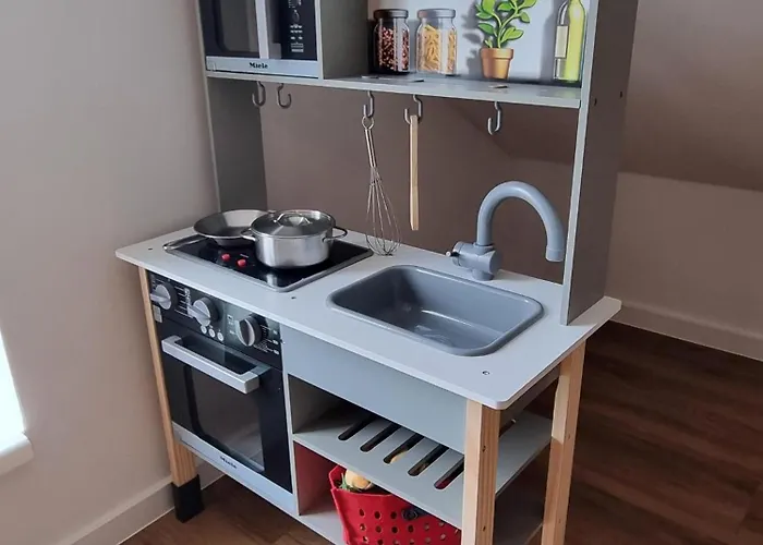 Freistehendes Mit Sauna Und Badefass